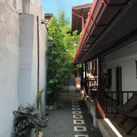 三昧耶堡酒店 高尔 外观 照片