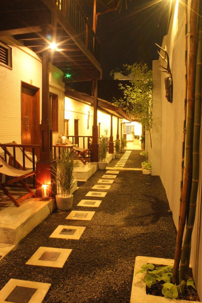 三昧耶堡酒店 高尔 外观 照片
